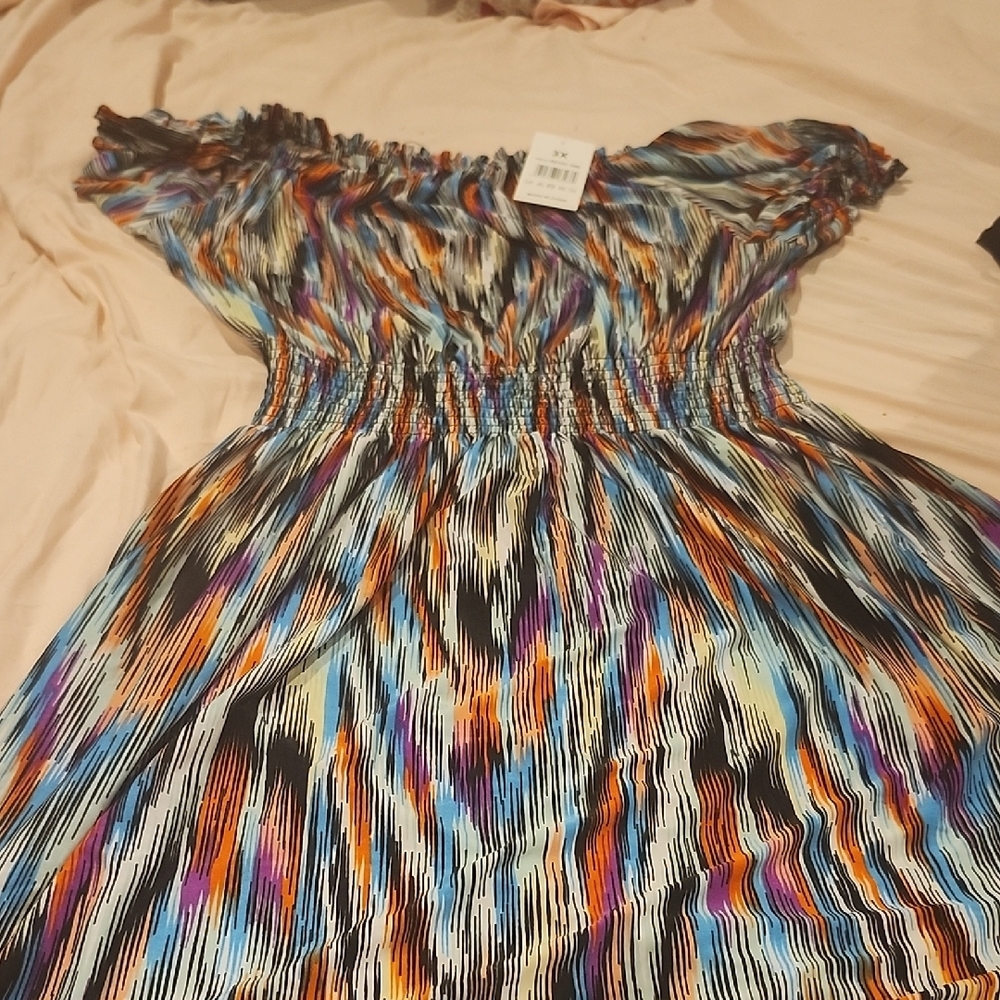 Colorfu On Or Off-Shoulder Dress